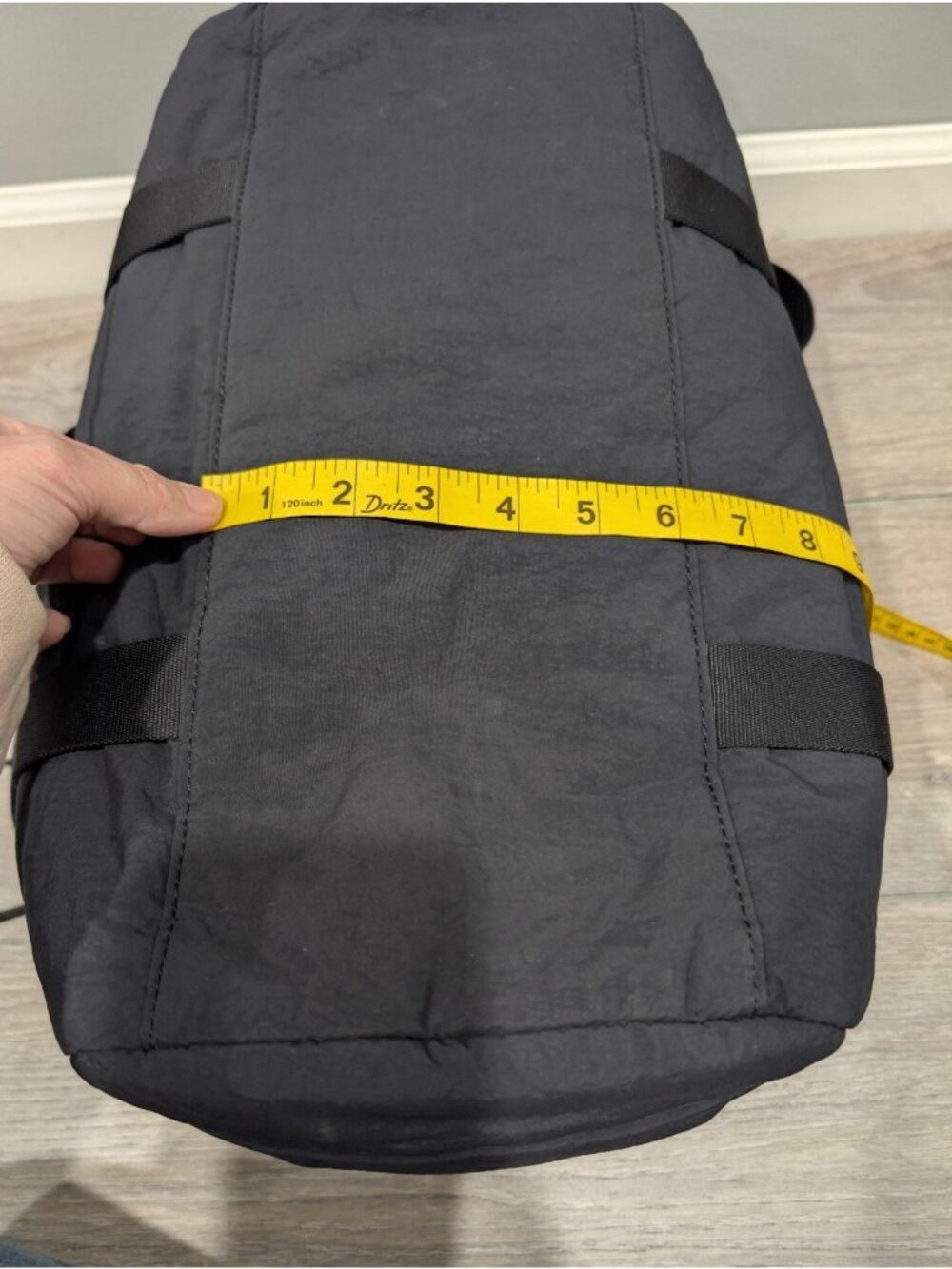 Lululemon Dash All Day Duffel Bag Black Crossbody Strap Yoga Gym Travel - Picture 6 of 16